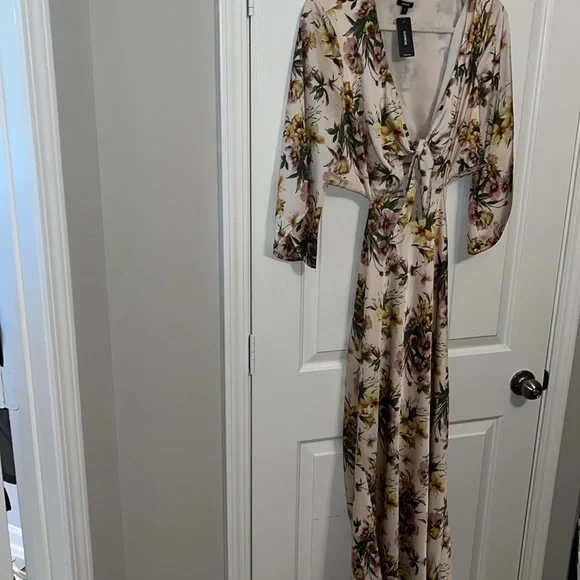 Express Satin Floral V-Neck Tie Front Cutout Midi Dress - Picture 7 of 9